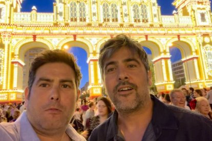 Los hermanos David y José Manuel Muñoz, Estopa, en la Feria de Abril de Sevilla.