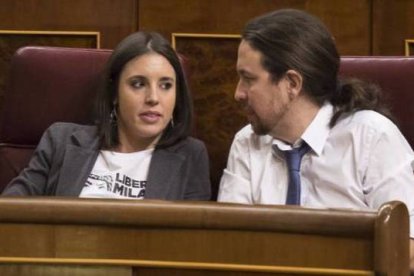 Iglesias y Montero ponen "canguro" a sus hijos: ¿de dónde sale tanto dinero?