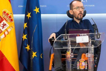 El portavoz de Podemos, Pablo Echenique