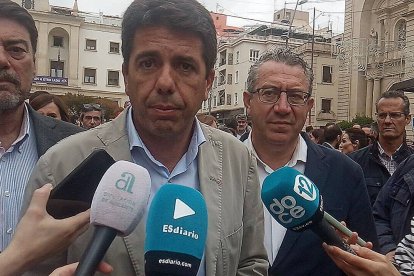 Mazón acusa a Puig de “romper la unidad y quedarse en el banco de Pedro Sánchez”