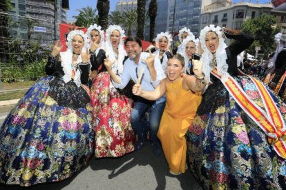 Balance de unas Hogueras “históricas, vibrantes y multitudinarias"