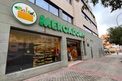 Fachada de uno de los supermercados de Mercadona en Madrid