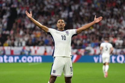 Jude Bellingham celebra un gol en la Eurocopa 2024.