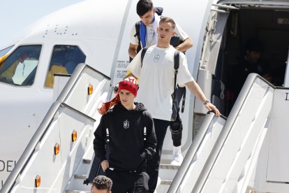 Gavi, Fabián Ruiz y Pedri a su llegada al aeropuerto, a 15 de julio de 2024, en Madrid (España).
SELECCIÓN;FÚTBOL;EUROCOPA
Antonio Gutiérrez / Europa Press
15/7/2024