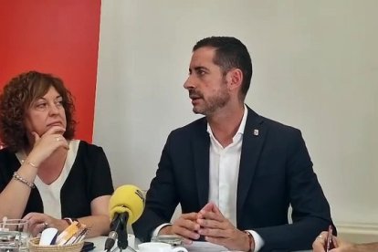 El PSPV ofrece un pacto al PP para marginar a Vox en la Diputación de Valencia