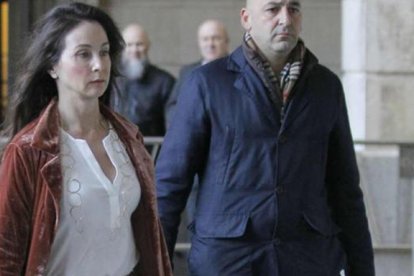Alaya se ha cruzado en la Audiencia Provincial de Sevilla con los acusados más famosos del caso que instruyó.