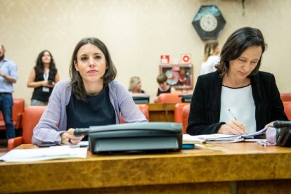 Ya es la segunda vez que Podemos aparta a Carolina Bescansa de una comisión por Irene Montero.