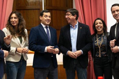 Los negociadores del PP y Ciudadanos.