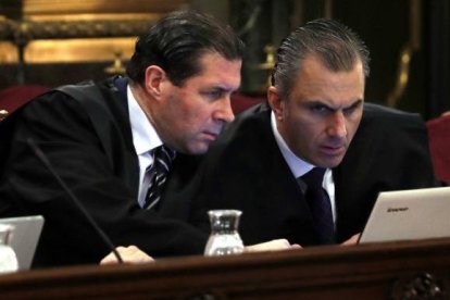 Pedro Fernández y Javier Ortega, los abogados de Vox que ejercen la acusación popular en el TS.