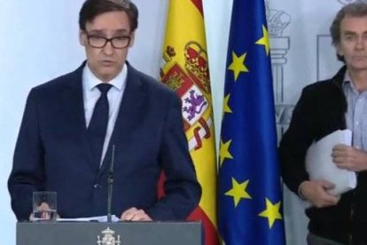 El mnistro de Sanidad, Salvador Illa, durante la rueda de prensa.