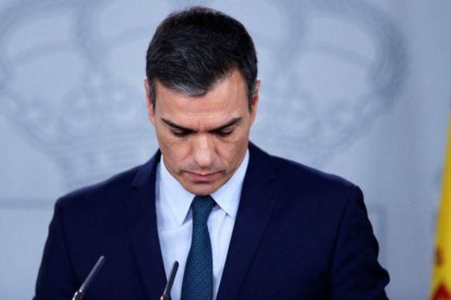 Pedro Sánchez se ha quedado sin parapeto científico.