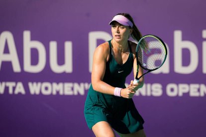 Paula Badosa ha empezado el año jugando el torneo de Abu Dhabi.