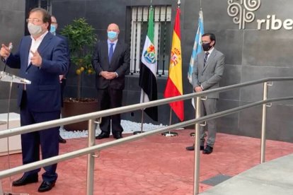 El presidente de la Junta de Extremadura, Guillermo Fernández Vara, durante la inauguración.