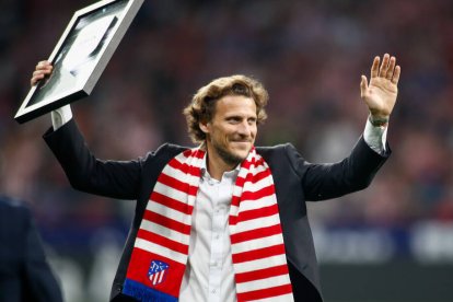 Diego Forlán, en un homenaje tributado por el Atlético de Madrid.