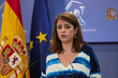 Adriana Lastra durante su comparecencia en el Congreso.