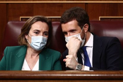 Pablo Casado y su portavoz en el Congreso, Cuca Gamarra.