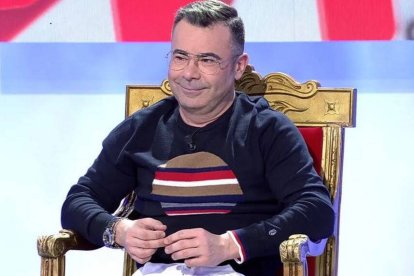 Jorge Javier Vázquez en el trono de "MYHYV".