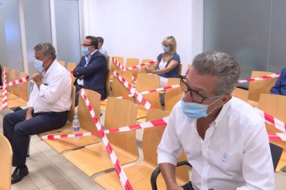 Los enjuiciados durante una de las sesiones celebradas en la Audiencia Provincial de Alicante