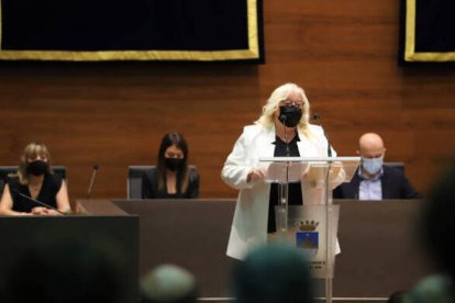 Araceli de Moya, en el pleno de investidura en Oropesa