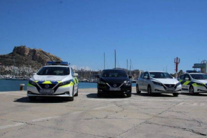 Estos son los cuatro vehículos eléctricos incorporados a la flota del Puerto