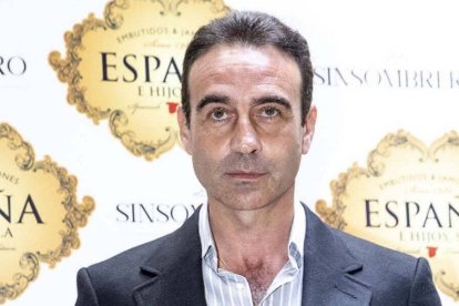 Enrique Ponce, en el ojo del huracán de las especulaciones.