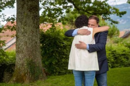 Junqueras y Marta Rovira en su "reencuentro" en Suiza.