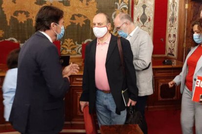 Miguel Millana reprocha a Barcala que accediese al cargo de alcalde con el voto de "una tránsfuga" / Foto de archivo