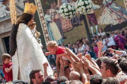 Traslado de la Virgen de los Desamparados