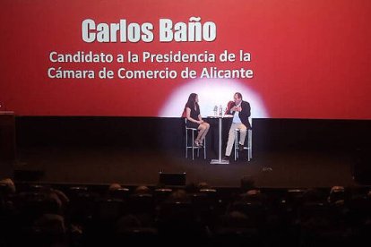 Carlos Baño ha sido entrevistado en directo por la periodista Luz Sigüenza