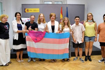 Presentación del "campamento trans"