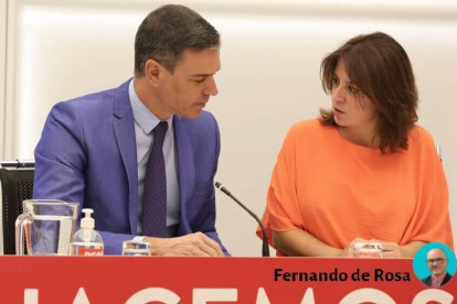 Pedro Sánchez y Adriana Lastra