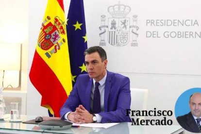 Pedro Sánchez en La Moncloa, durante una videoconferencia.