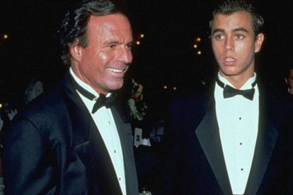 Julio Iglesias y su hijo Enrique