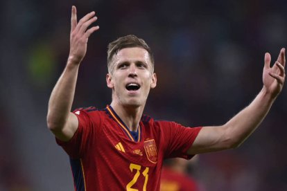 Dani Olmo, en un partido de la selección española.