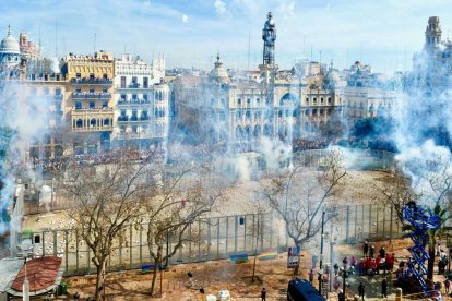 Mascletà a cargo de la Pirotecnia Zarzoso, a lunes 13 de marzo - JCF