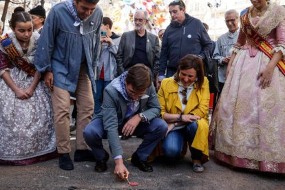 Almeida tira un petardo en Valencia