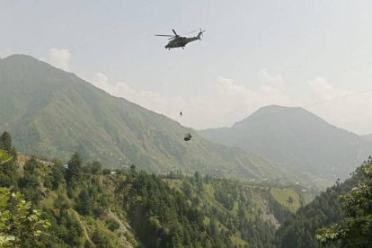 Rescate en un teleférico de Pakistán