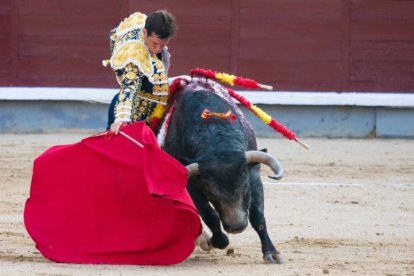 Julián López "El Juli", toreando en la plaza de Las Ventas.