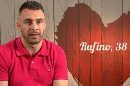 Rufino Segovia, ex ex futbolista del Atlético de Madrid, visita First Dates como pretendiente