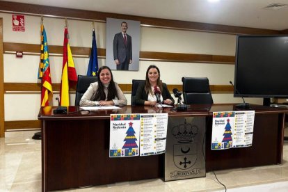 Clara Ezcura y Marisol Ibañez durante la presentación de las actividades para estas navidades.