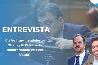 Al fondo de la imagen se ve al portavoz del PNV en el Congreso