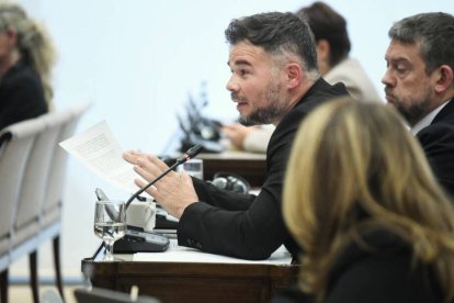 Rufián pregunta a Illa en el Congreso