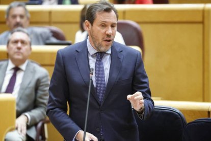 Óscar Puente en el Senado