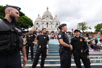 La Policía francesa, en el Sagrado Corazón parisino