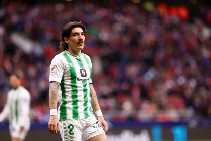 Héctor Bellerín, durante un partido con el Betis.