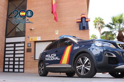 Vehículo de la Policía Nacional