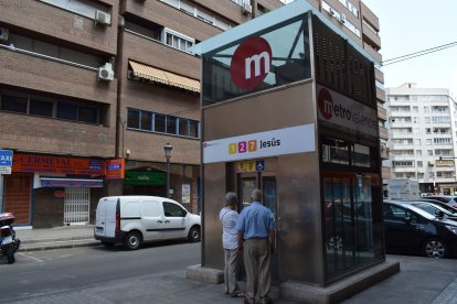 Ascensor de la parada de Jesús de Metrovalencia