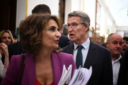 Feijóo y María Jesús Montero en el Congreso