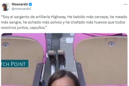 Doña Letizia en una pose que ni el más duro de los policías de Nueva York.