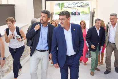 Carlos Mazón con Jorge Rodríguez en Ontinyent